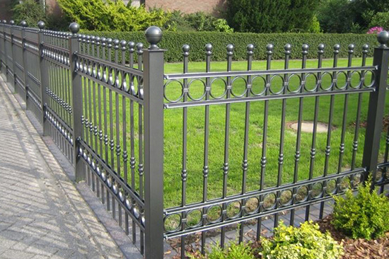 recinzione - settore carpenteria - Galliana (Torino)